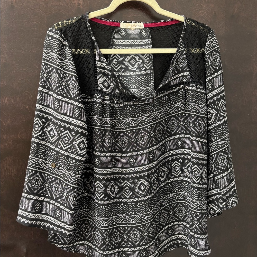 Rewind Black 3/4 Sleeve Boxy Tunic with Geometric Design